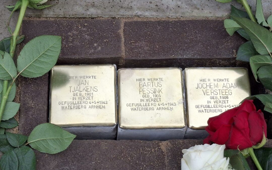 Stolpersteine voor de gefusilleerde stakers van machinefabriek Thomassen